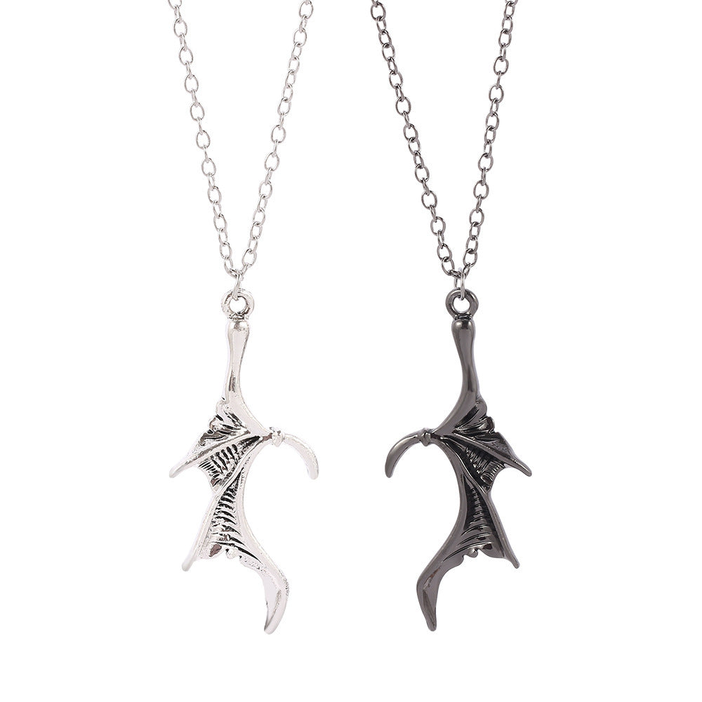 Gothic Retro Simple Alloy Wing Necklace Personality Couple Love Necklace Wings